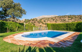 Amazing home in Alora with Outdoor swimming pool, WiFi and 4 Bedrooms, Alora